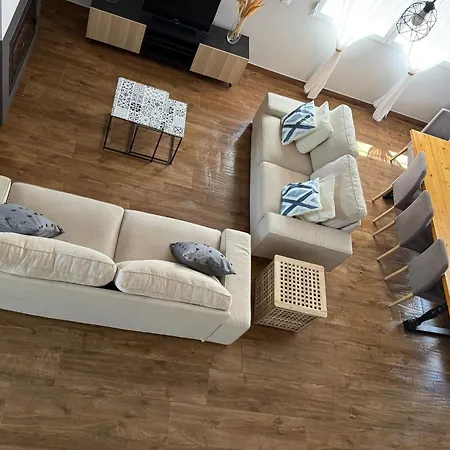 La Casa Amarilla Holiday home