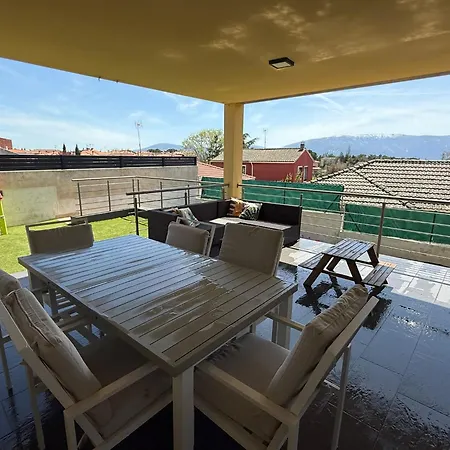 La Casa Amarilla *
