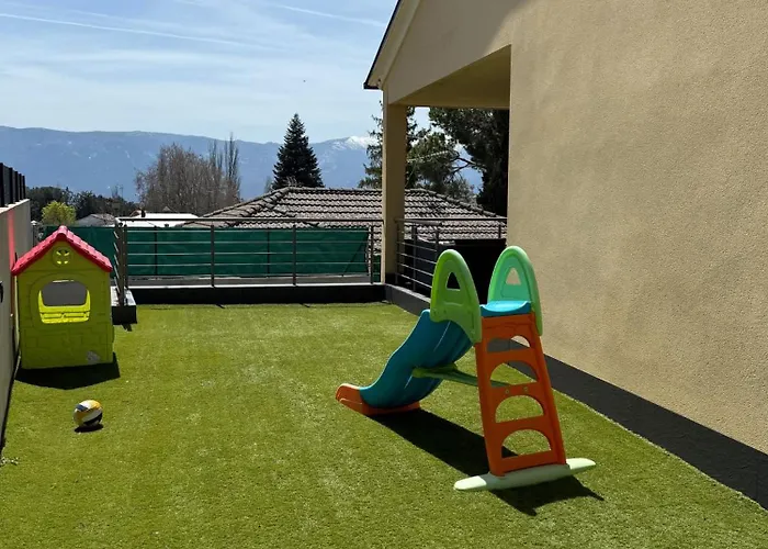 La Casa Amarilla * El Barraco